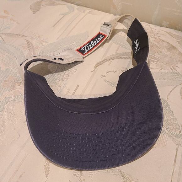 Titleist Pro V1 Visor Foot Joy Sports Golf Hat - Picture 2 of 3